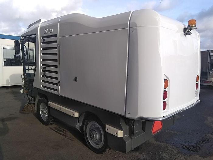 Gebruikt 2011 RAVO 530 ST