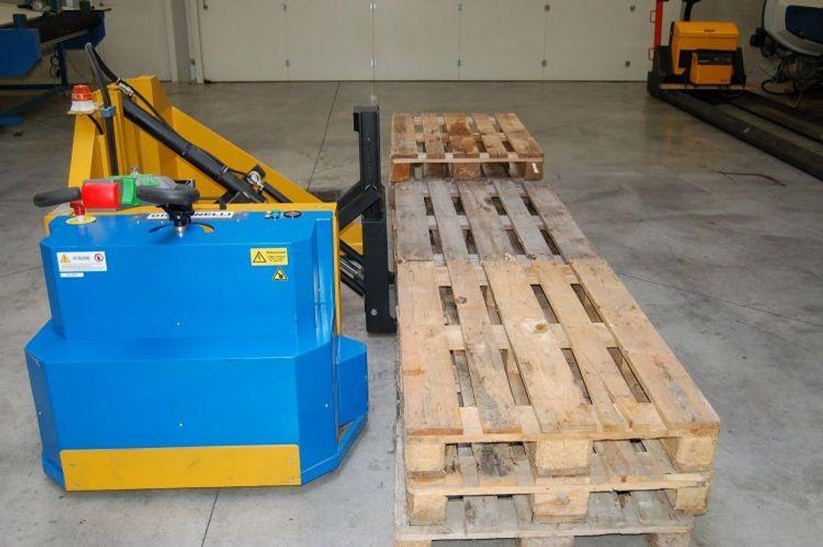 Gebruikt 2011 GIOVANELLI SEMOV. ELETTRON. TPT