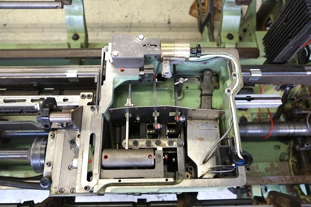 Gebruikt 1990 SULZER P7100-B220