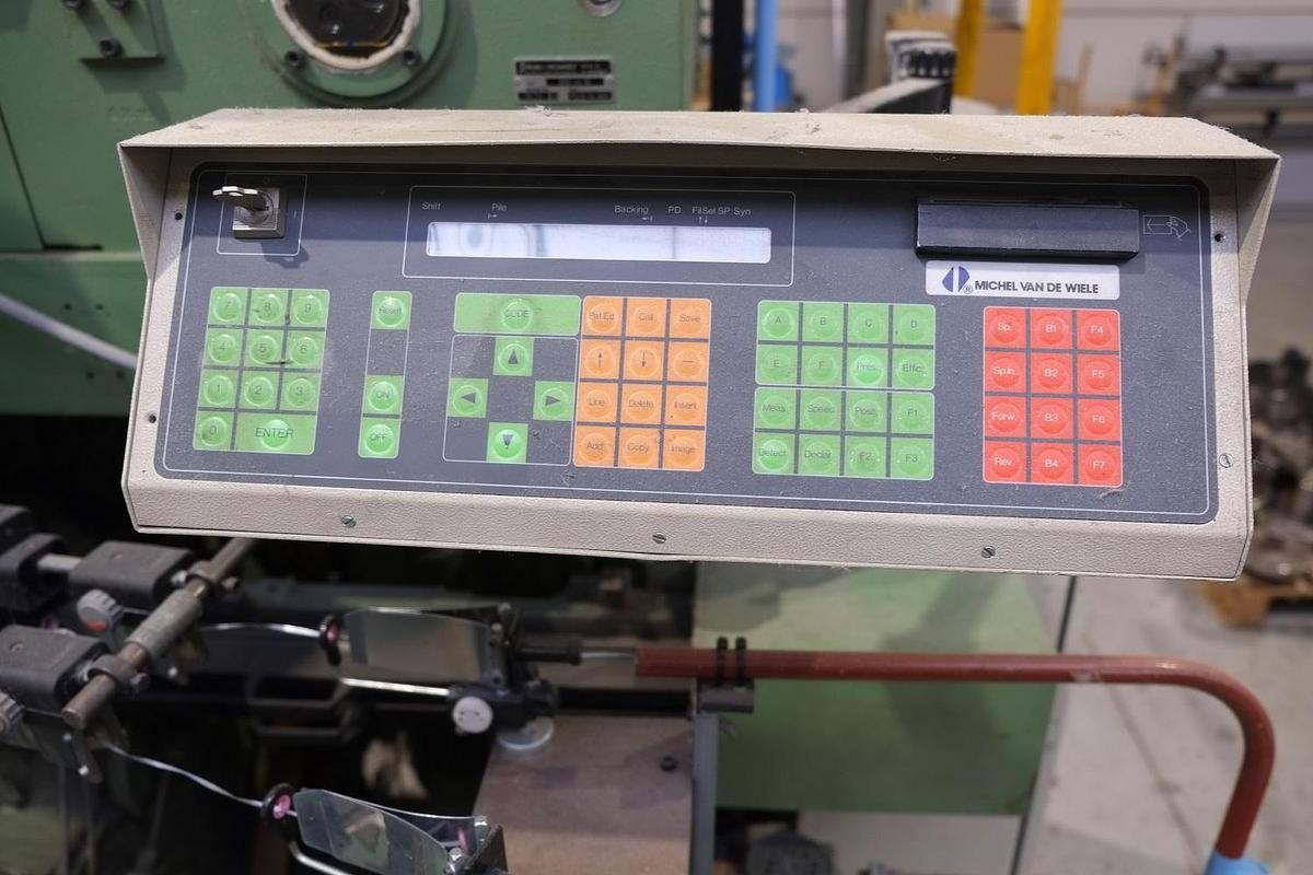 Gebruikt 1993 VAN DE WIELE VMM 22 175