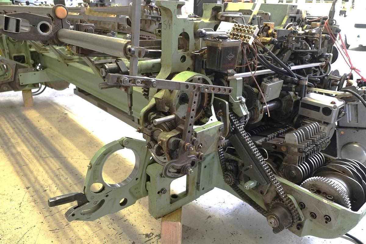 Gebruikt 1990 SULZER P7100-B220