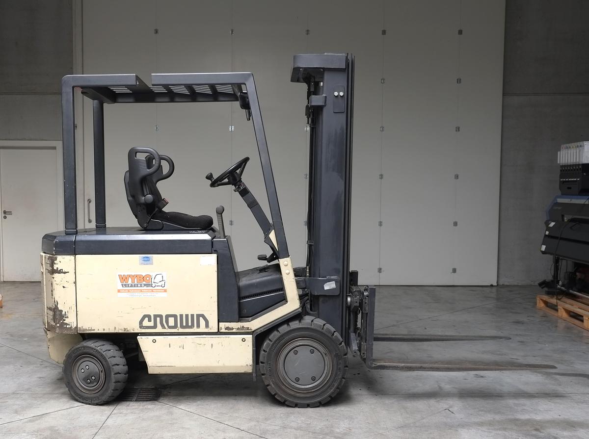 Gebruikt 1996 CROWN 2.5FPTT-4775