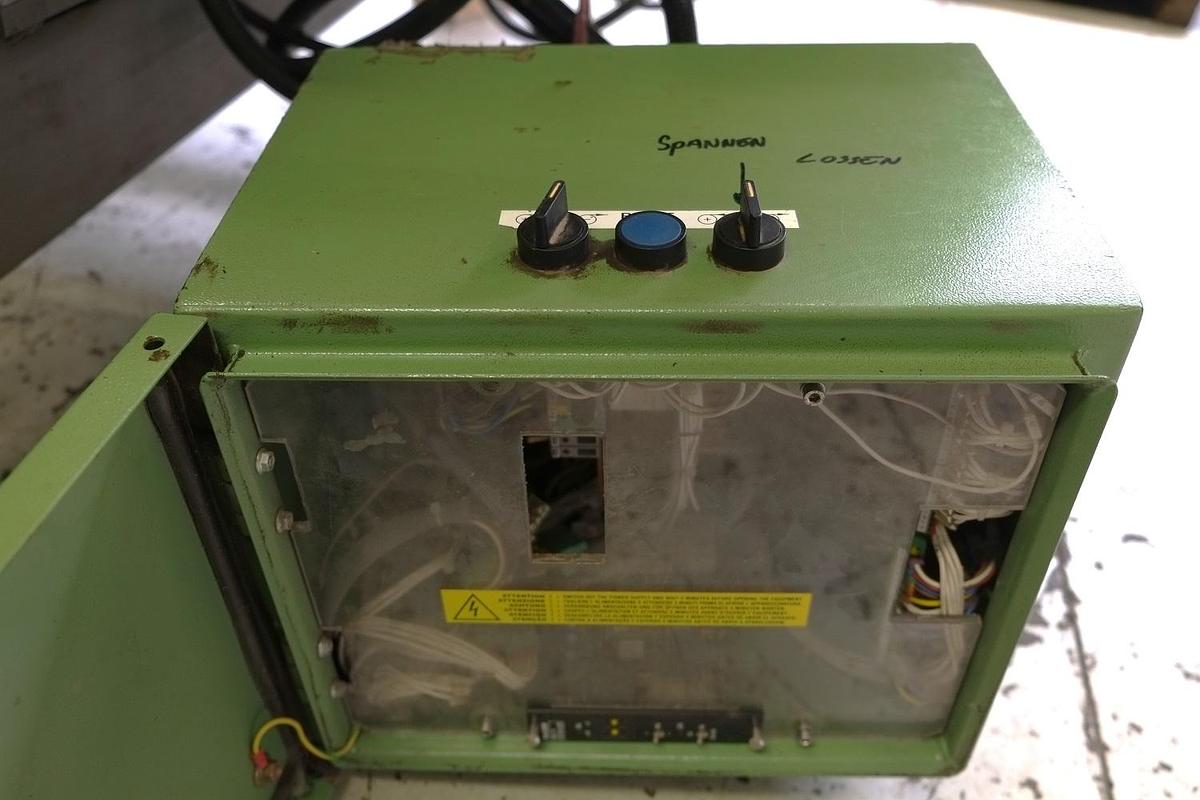 Gebruikt 2002 SULZER P7150-B330-N-2-EP-R-D12