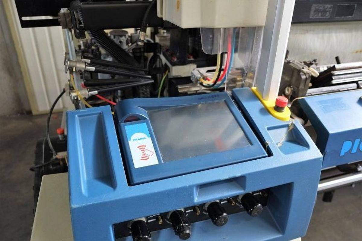 Gebruikt 2010 PICANOL OmniPlus800-F-4-R-280