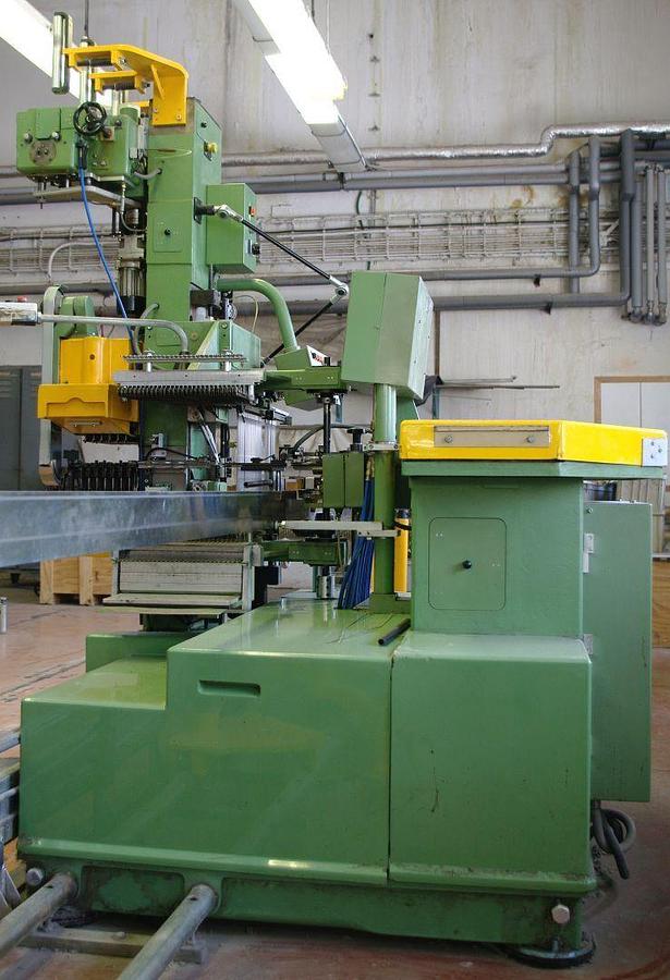 Gebruikt USTER-ZELLWEGER DELTA