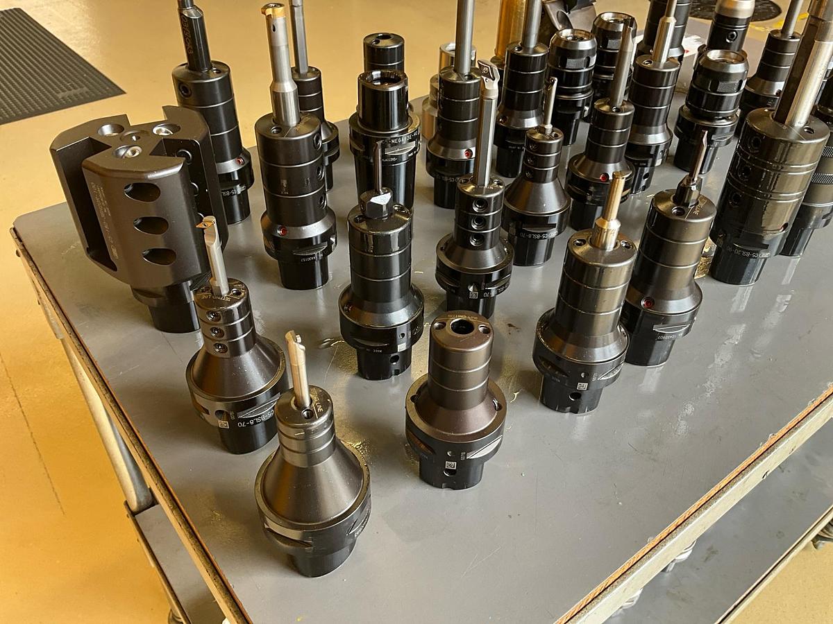 Used Various BIG DAISHOWA Toolholders