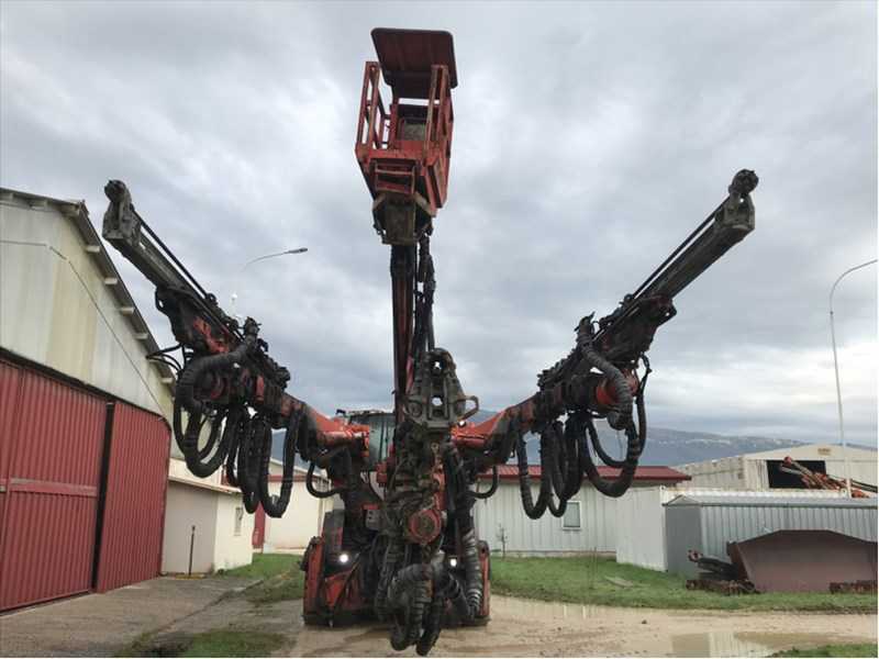 Used 2010 SANDVIK DT1130-SC tunnel jumbo drill rig