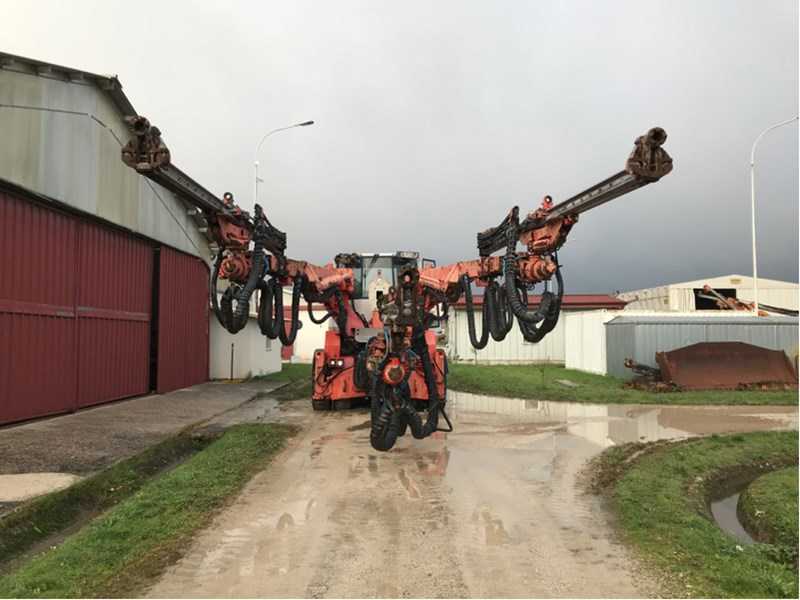 Used 2010 SANDVIK DT1130-SC jumbo drill rig