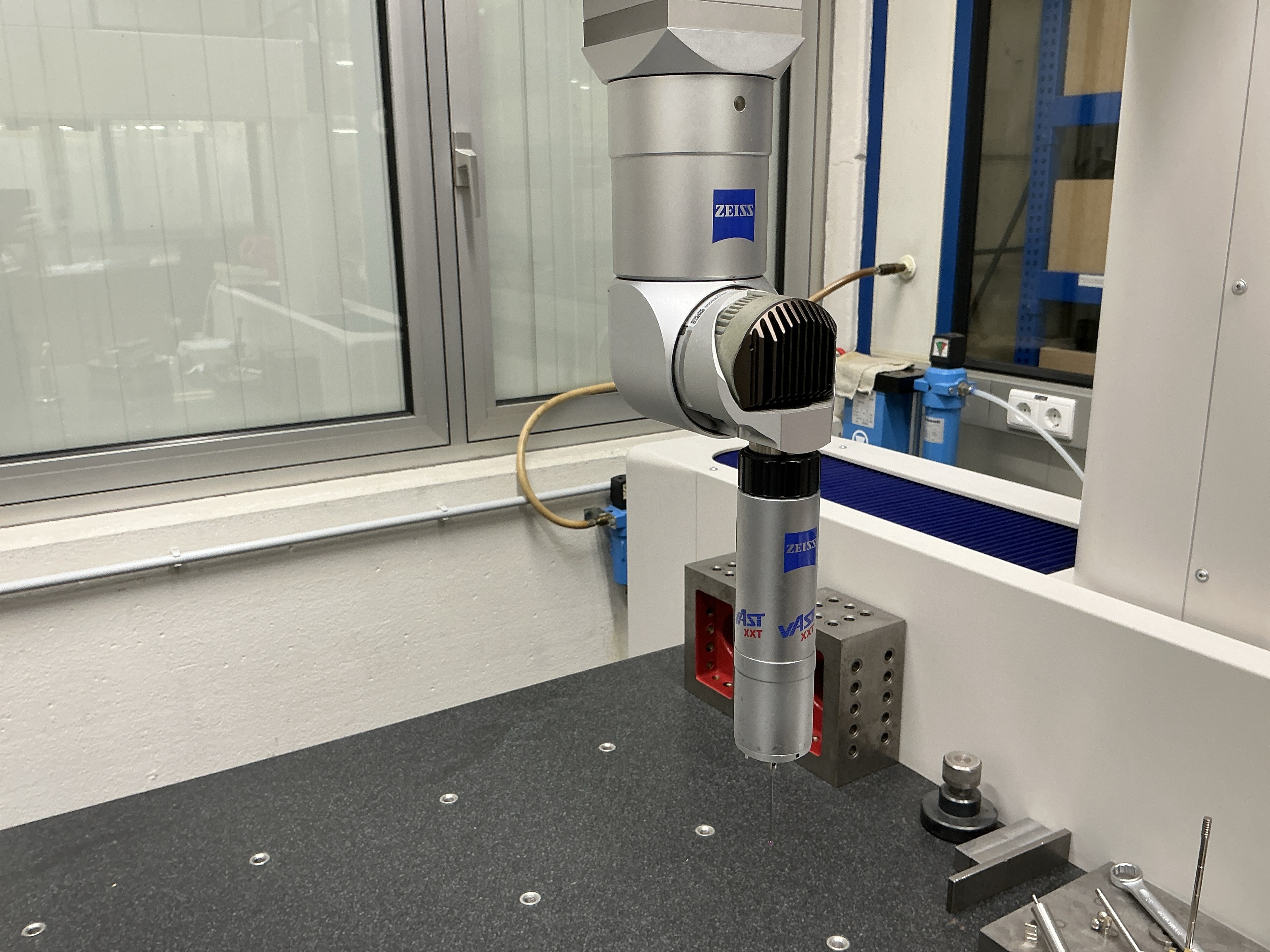 Used 2007 Zeiss CONTURA G2 10/12/6 CNC Coordinate Measuring Machine