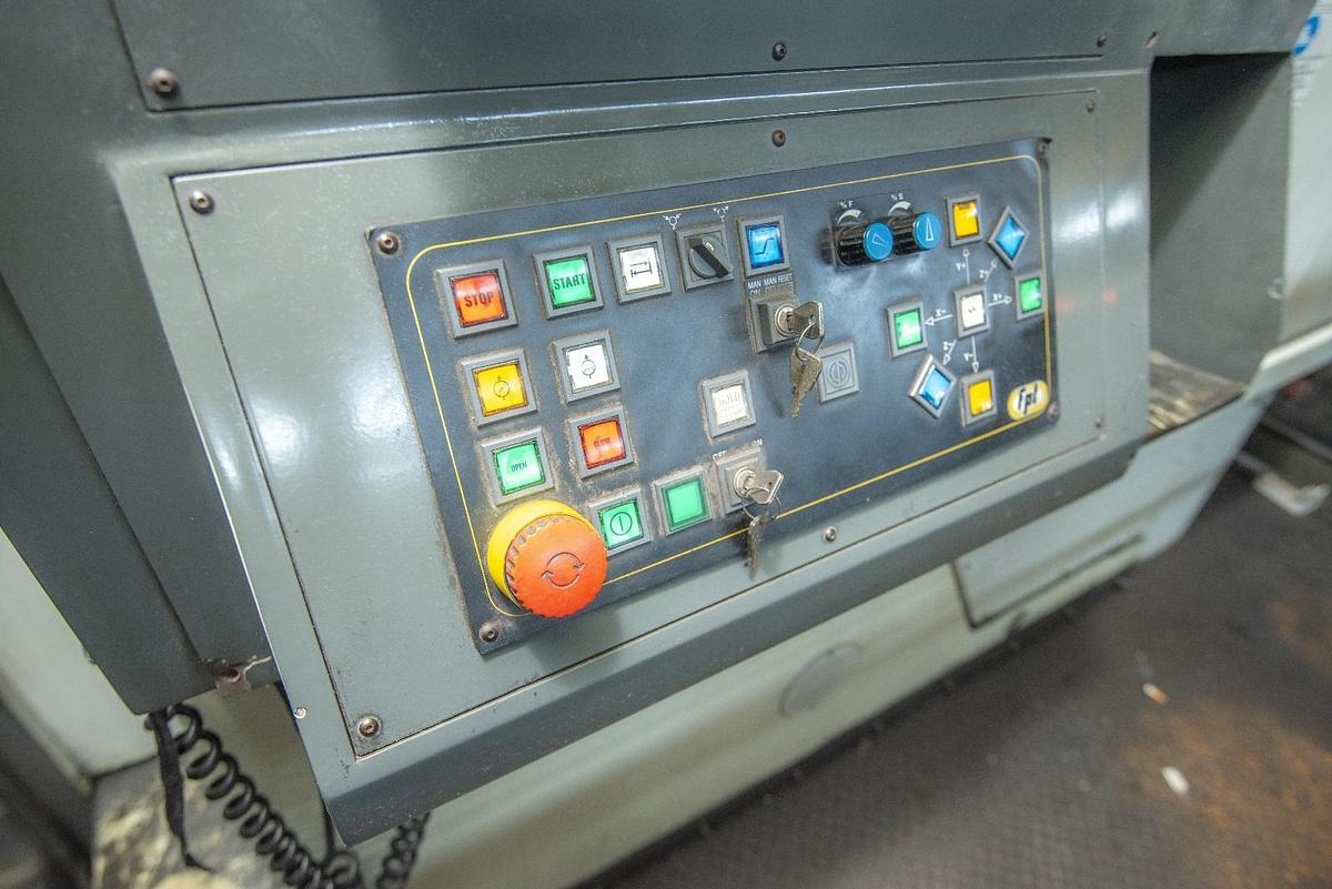 Used FPT RONIN M60 MOVING COLUMN MILLING MACHINE