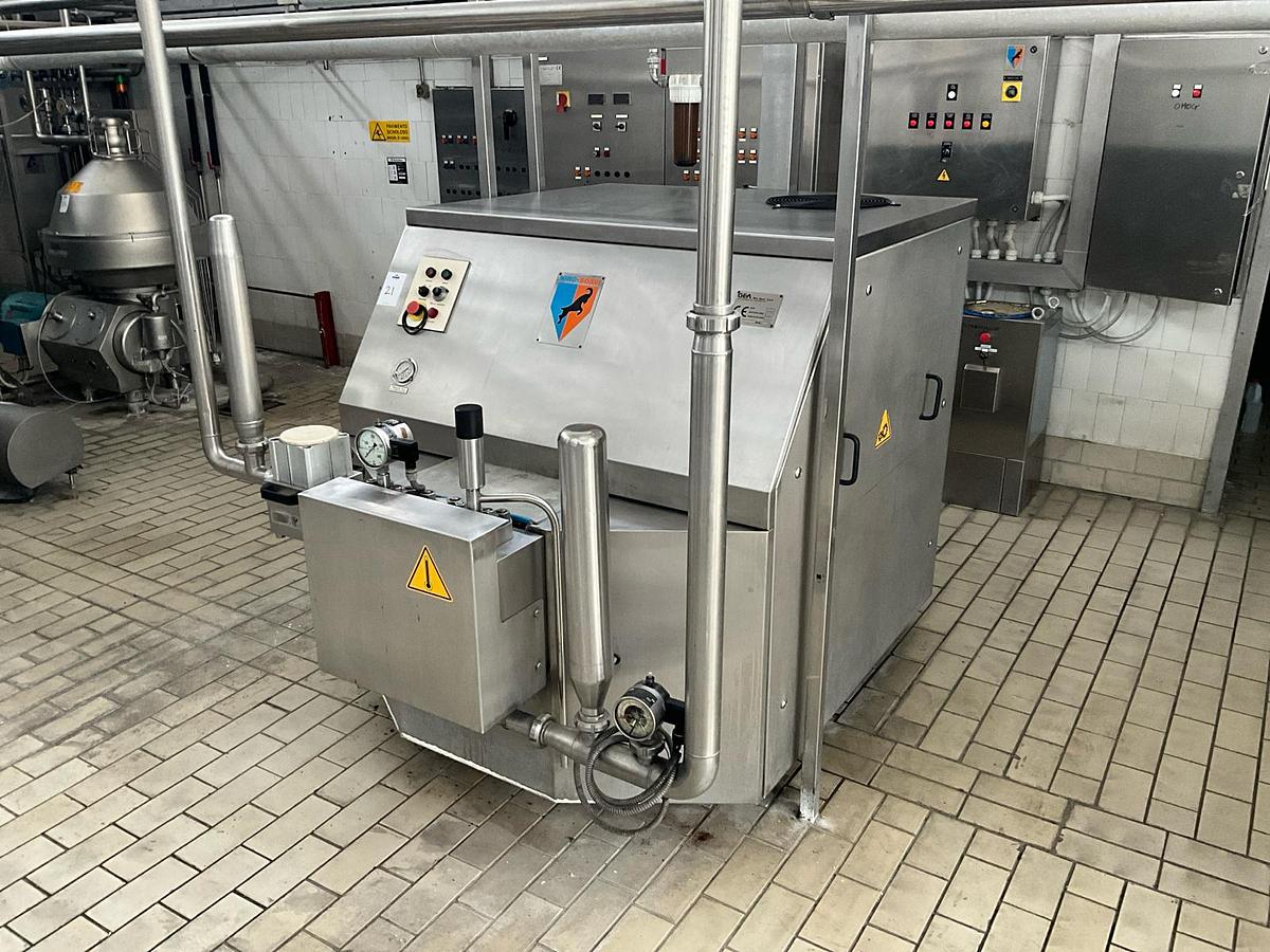 Used GEA NS3037 H homogenizer