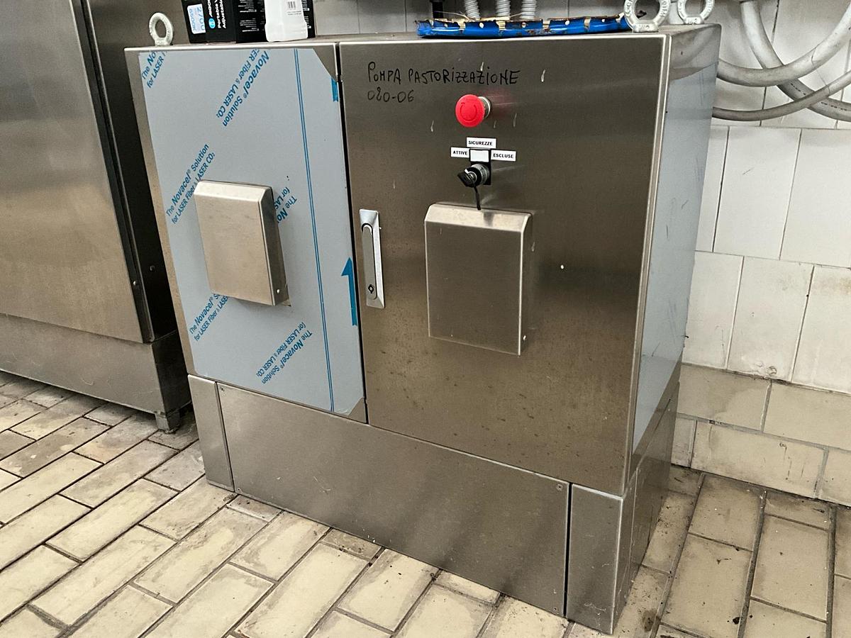 Used GEA NS3037 H homogenizer