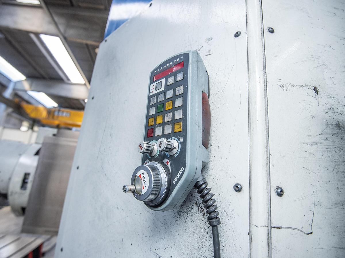 Used 2006 SACHMAN MP212 Horizontal Floor Type Boring Milling Machine