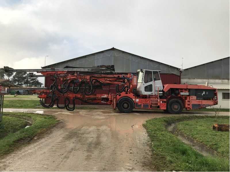 Used 2010 SANDVIK DT1130-SC jumbo drill rig