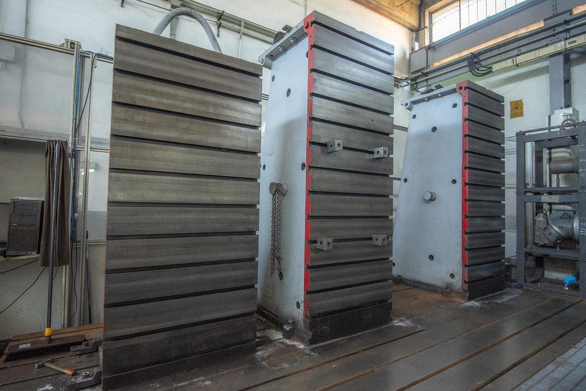 Used FPT RONIN M60 MOVING COLUMN MILLING MACHINE