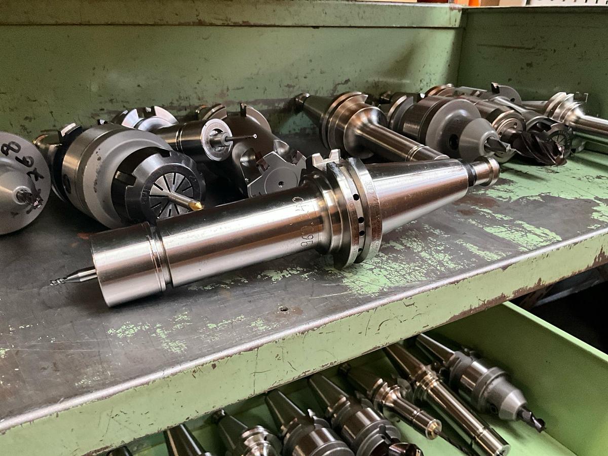 Used Various BIG DAISHOWA Toolholders