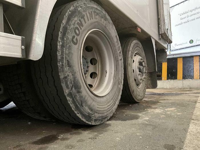 Used 2018 VOLVO FM12 62 DT-AG refrigerator truck for sale