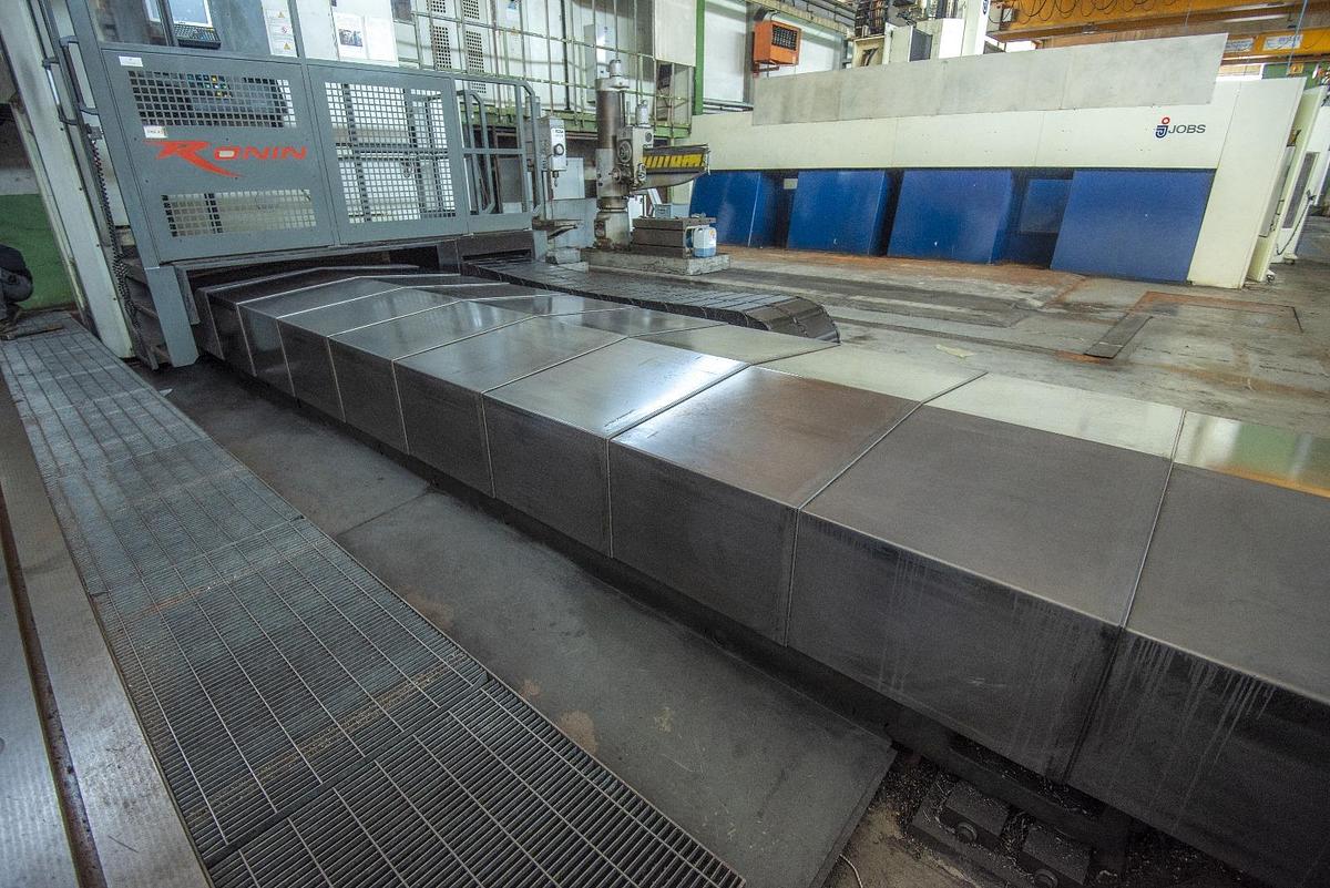 Used FPT RONIN M60 MOVING COLUMN MILLING MACHINE