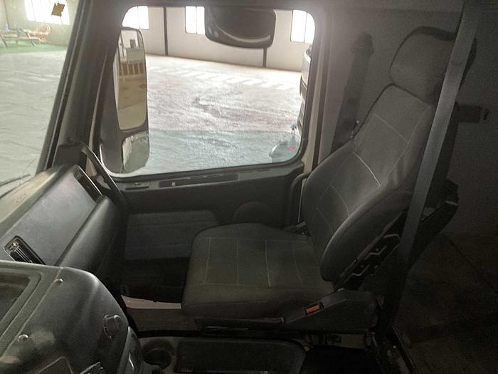 Used 2018 VOLVO FM12 62 DT-AG refrigerator truck for sale