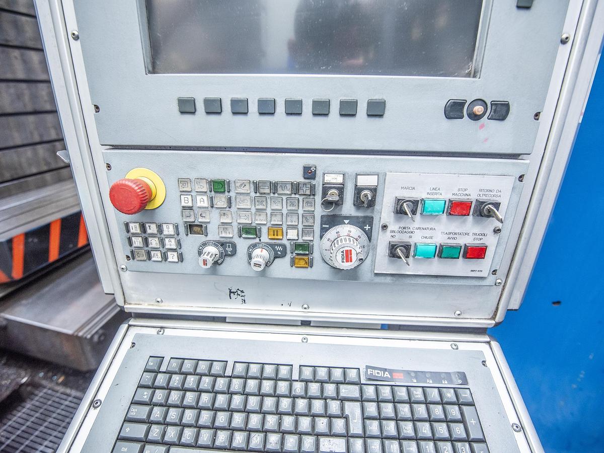 Used 2006 SACHMAN MP212 Horizontal Floor Type Boring Milling Machine