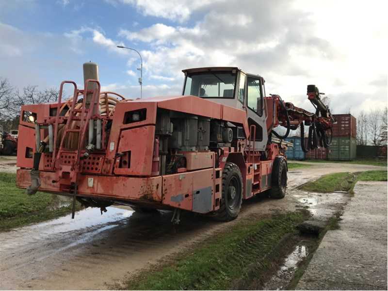 Used 2010 SANDVIK DT1130-SC jumbo drill rig