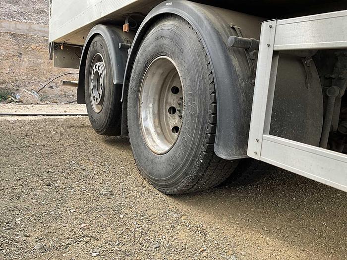 Used 2018 VOLVO FM9 truck for sale