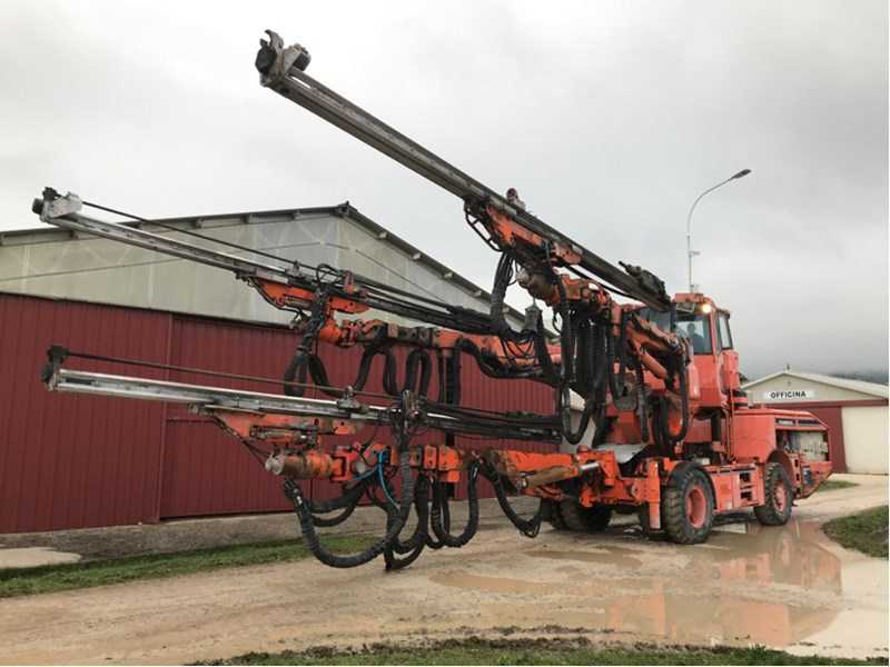 Used 2000 TAMROCK AXERA T12 DATA-3.15 tunnel jumbo drill rig