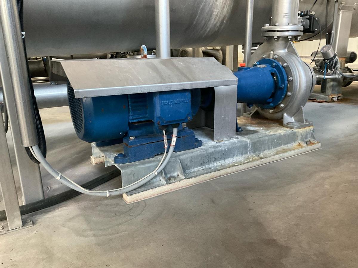 Used 2014 Fong’s ECO-8-D1T single l-shape full stainless steel tubular HT fabric dyeing installation