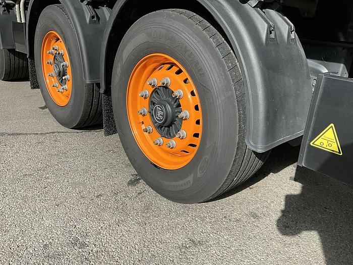 Used 2018 KRONE SD 27 Semi-Trailer
