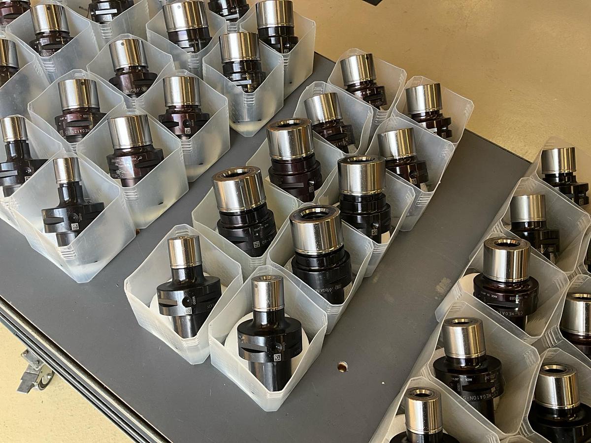 Used Various BIG DAISHOWA Toolholders