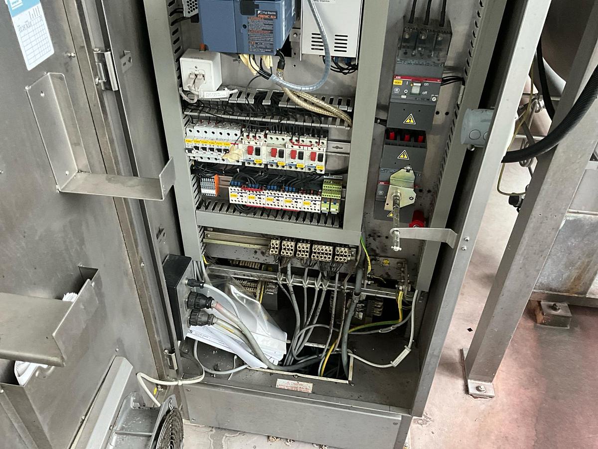 Used 2014 Fong’s ECO-8-D1T single l-shape full stainless steel tubular HT fabric dyeing installation