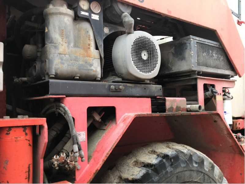 Used 2010 SANDVIK DT1130-SC tunnel jumbo drill rig