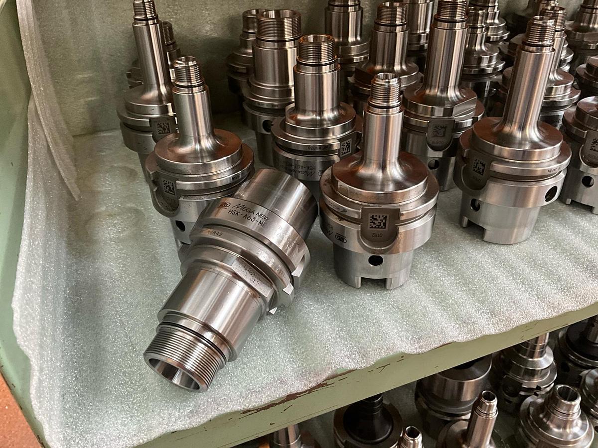 Used Various BIG DAISHOWA Toolholders