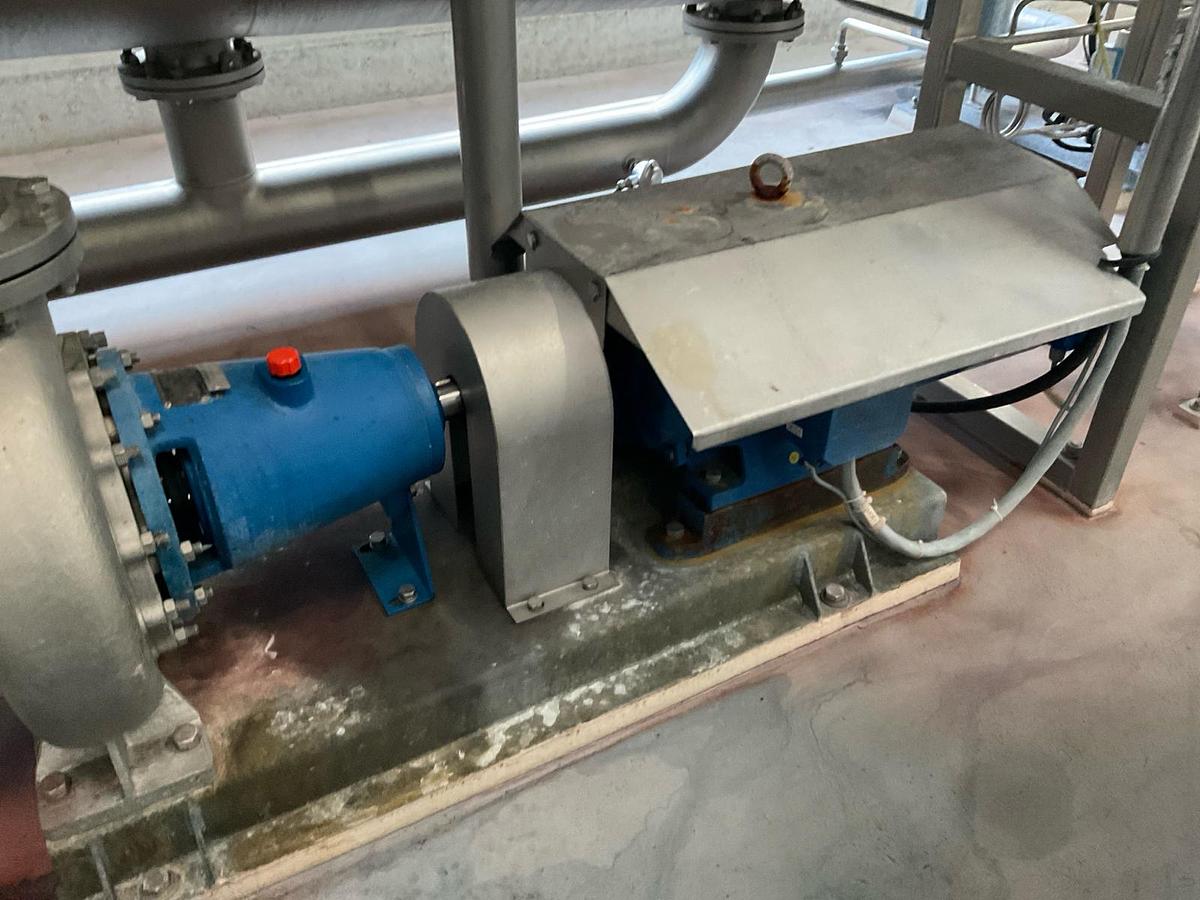 Used 2014 Fong’s ECO-8-D1T single l-shape full stainless steel tubular HT fabric dyeing installation