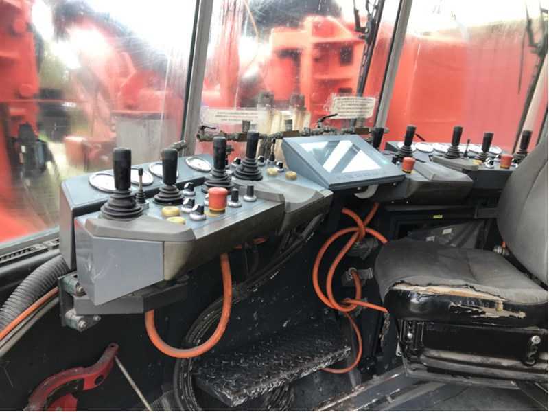 Used 2010 SANDVIK DT1130-SC tunnel jumbo drill rig