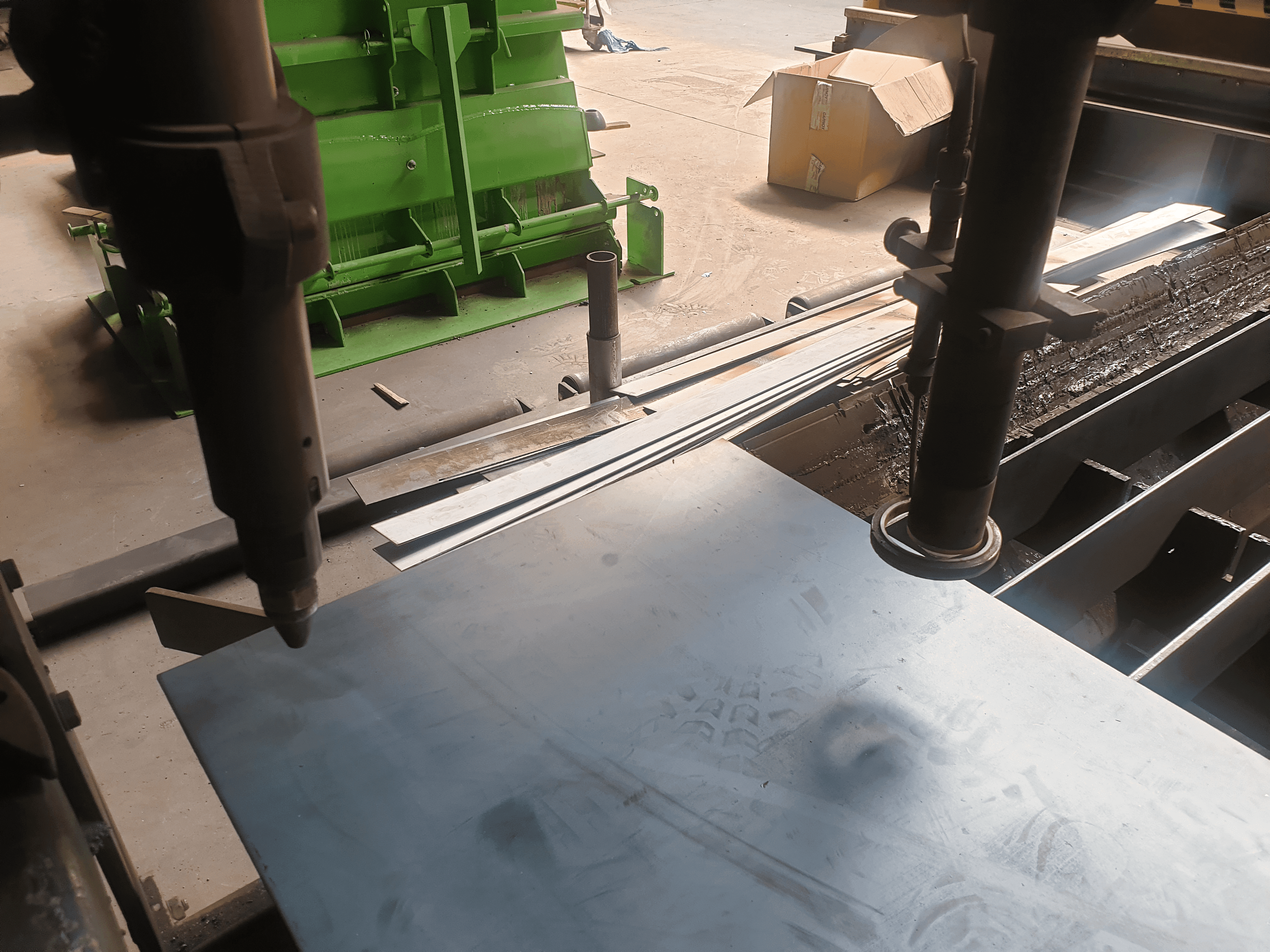 Used Messer Griesheim Cortina M-4000 - Plasma Cutting - 1997