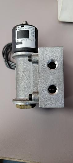 Used PARKER MULTI-PURPOSE SKINNER VALVE 315060110 10W 120V/60HZ (201)