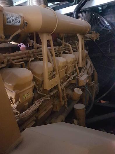 Caterpillar 3512B Unused generator in Mute Container.