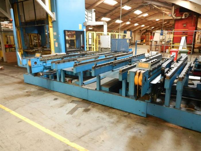 Gebraucht HYDR.PERS AP&T CNC 1000T