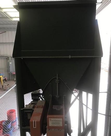 Used Feeder, Hopper, 8" x 72", C/st, Quinn #C743127
