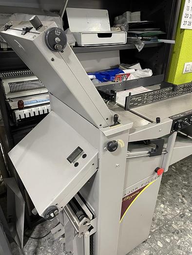 Used Plegadora Morgana Major Folder de succión