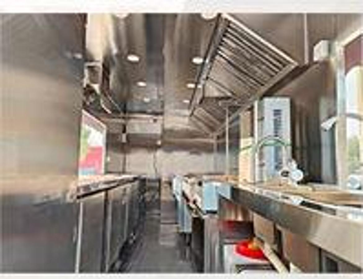 馃敐 Remolques M贸viles Multifuncionales de Doble Planta (Modelos CC)