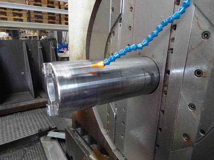 Utilisé Aléseuse à table croisée marque UNION WMW type BFT 130NC