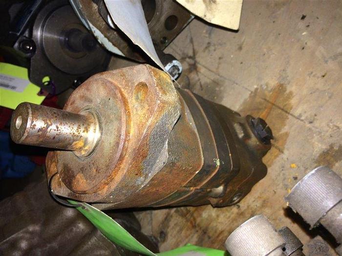 Eaton Char-Lynn Hydraulic Motor 104-1038-008