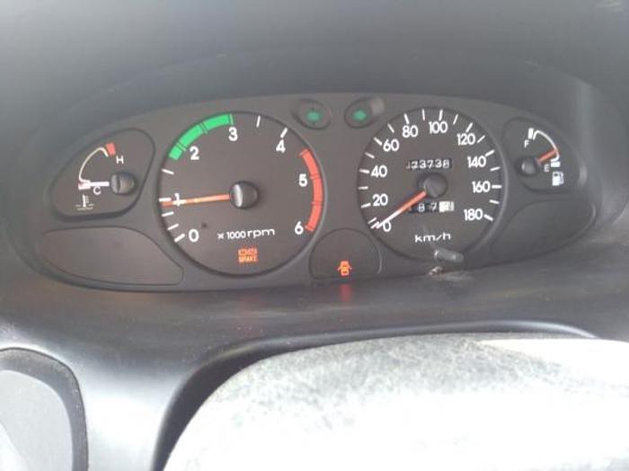 Gebruikt 2005 Hyundai H 200 pickup with spreader Nido stratos B08-15VALN