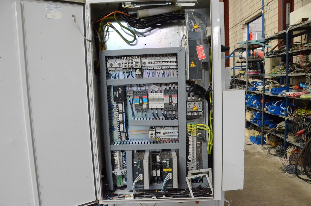 Usado 2002 LANDIS 500 SE - CNC Rectificadoras sin centros #4457