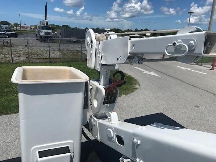 Used Versalift VST40-MH 45ft Bucket Boom on 2015 Ford F550 4x4 Reg Cab Utility Truck – C44902