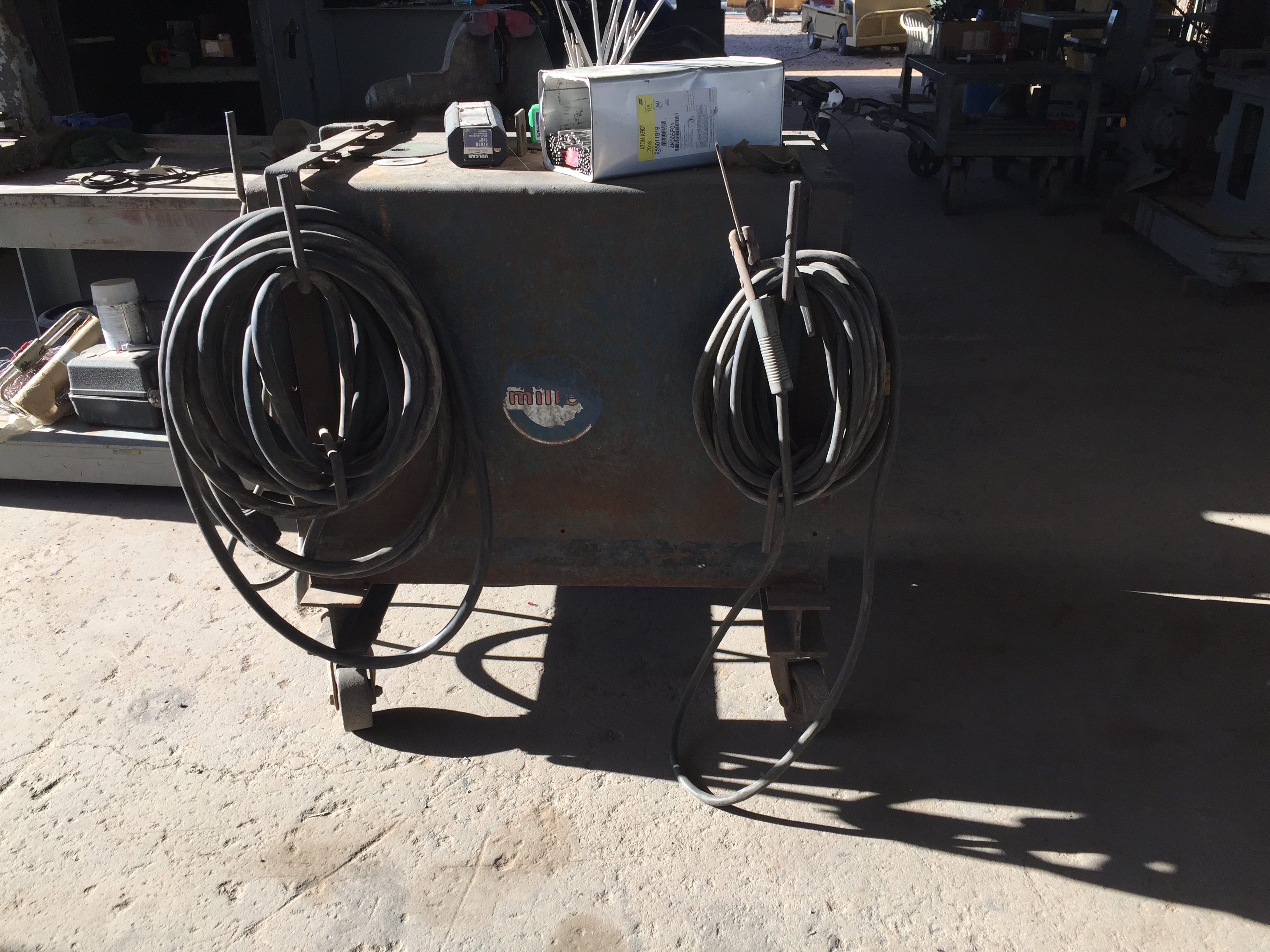 Used 300 Amp. Miller Mdl. SRH-333 DC Welder