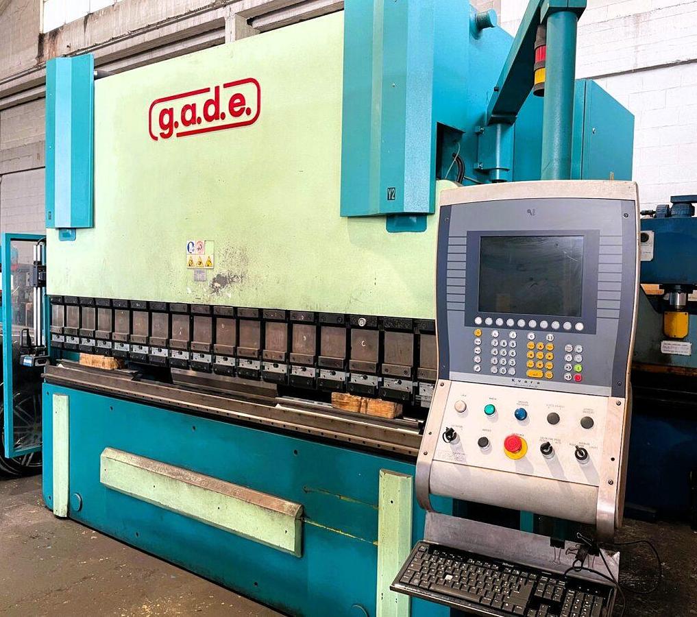 Usato Pressa Piegatrice “GADE” 3200×120 tonn.