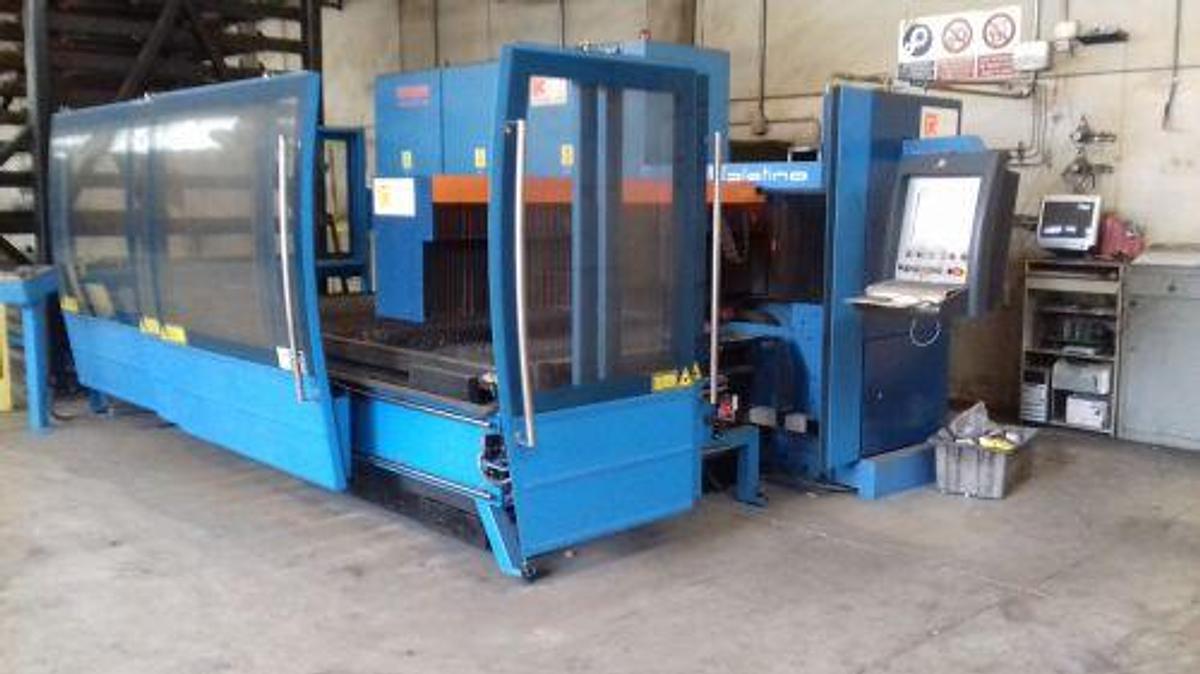Usato TAGLIO LASER “PRIMA INDUSTRIE” 3000 x 1500 mm. 3000 W.